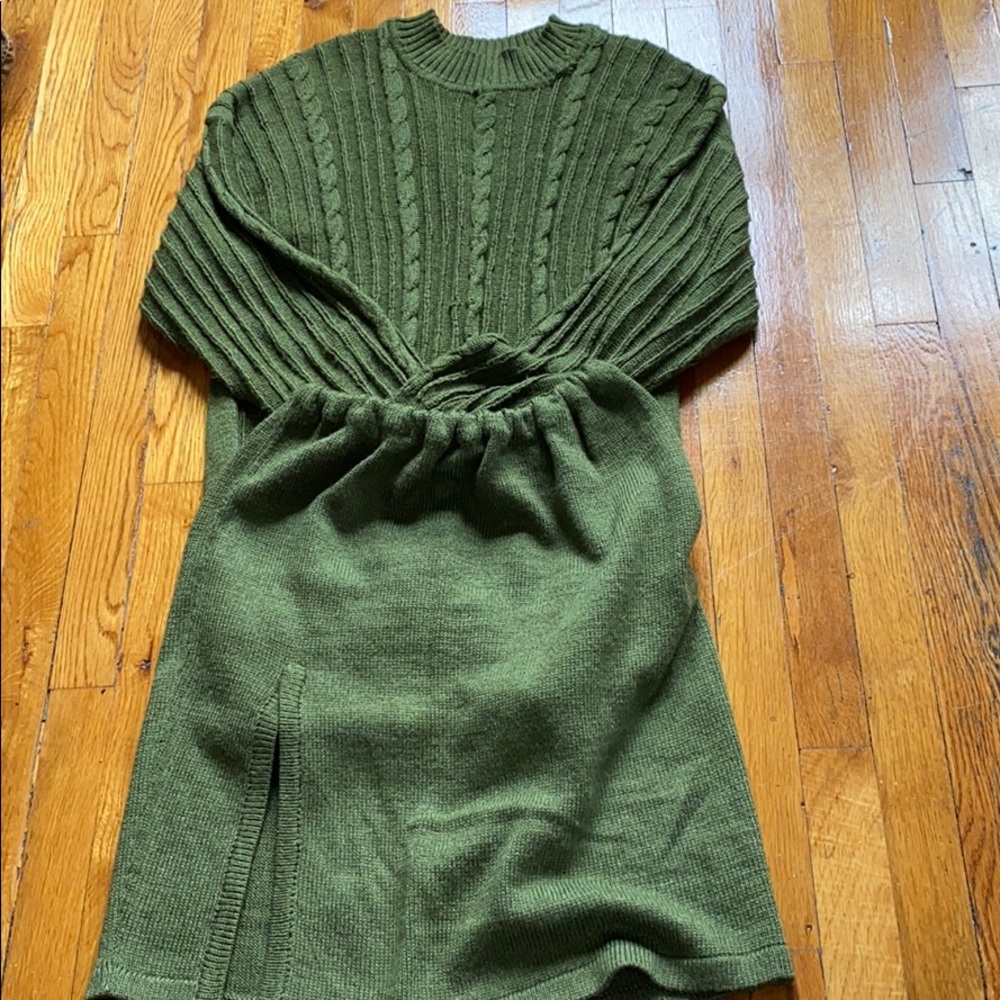 Peruvian wool set.